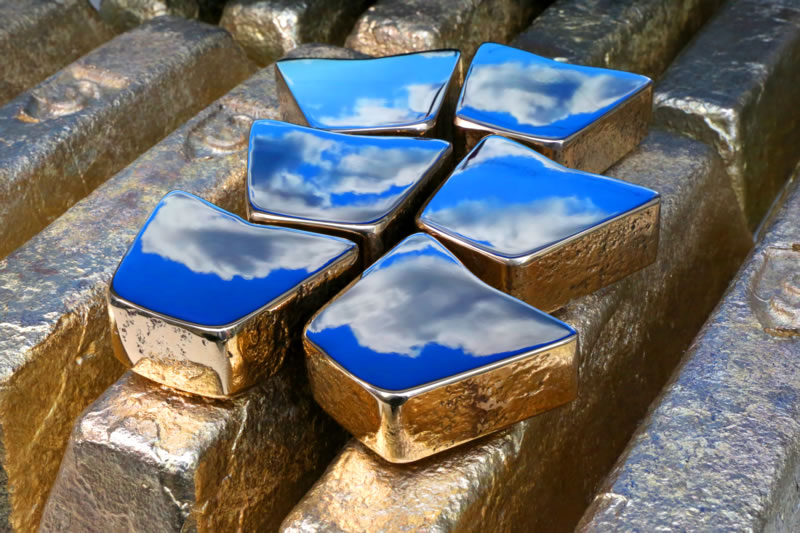 Ingot_reflections